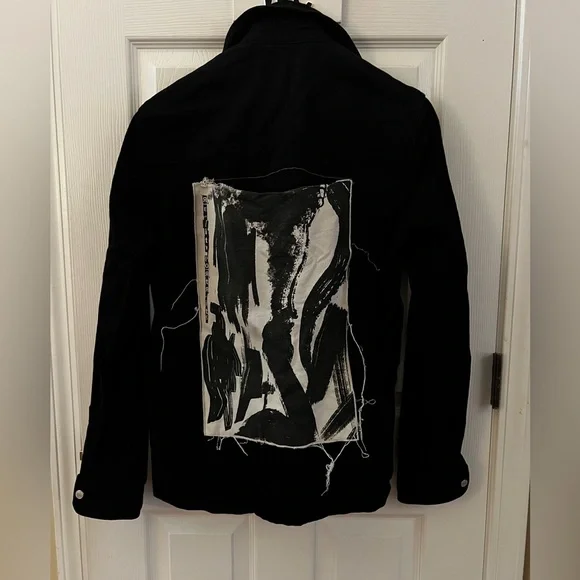 ZARA MAN RELAXED FIT DENIM JACKET EOTH BACK ART DETAIL. SIZE S - Picture 2 of 5